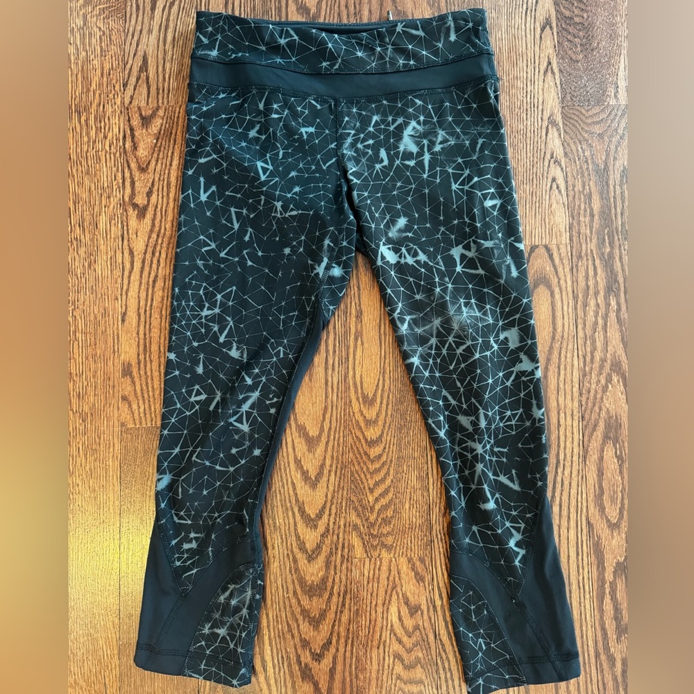 Lululemon cropped run tights- size 4